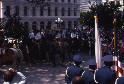 Los Angeles Bicentennial, La Plaza