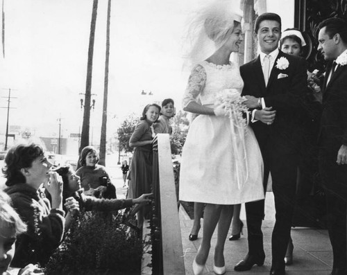 Frankie Avalon and bride, Kay Deibel