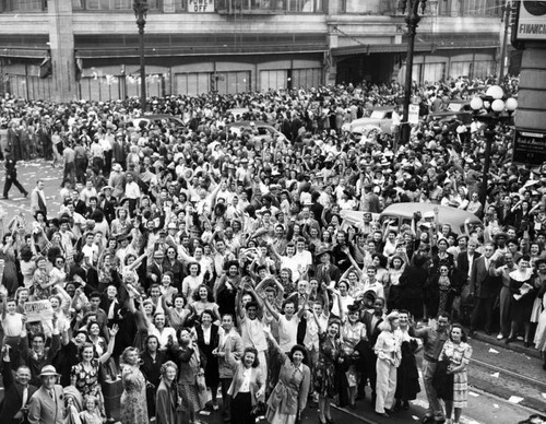 Seventh and Broadway on V-J day