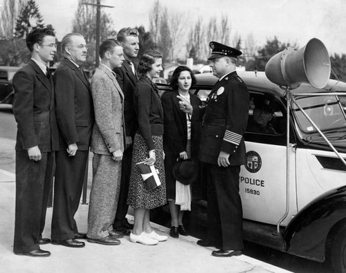 Chief Davis and high school students