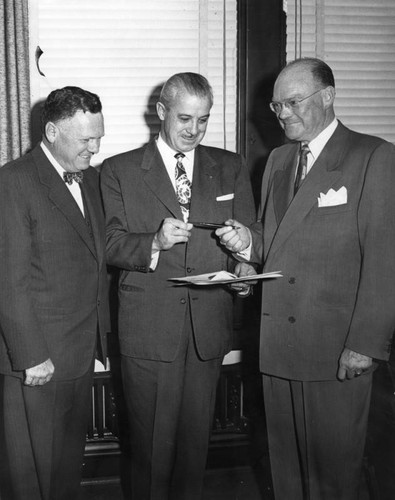 Signing the Freedom Scroll