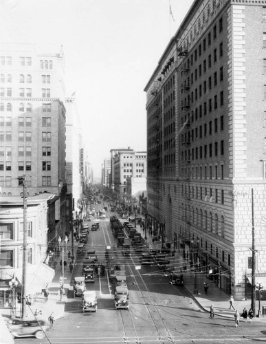 7th St. at Figueroa