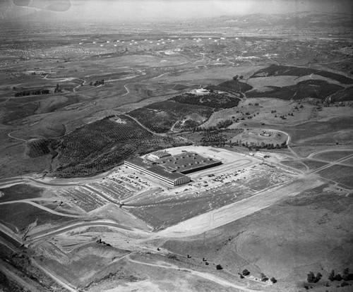 Hughes Aircraft and Ground Radar Systems Plant, looking northwest