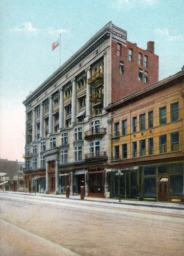 A view of Broadway, showing the Chamber of Commerce