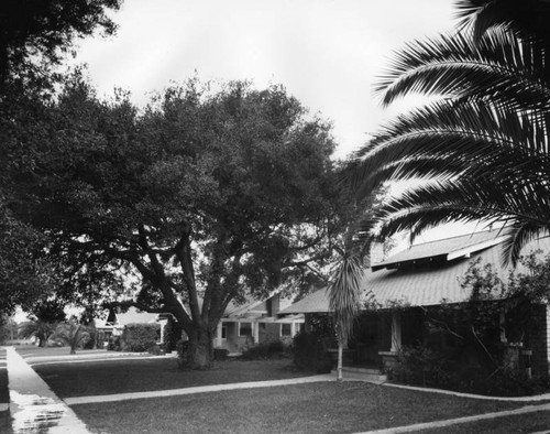 Glendale houses, view 2