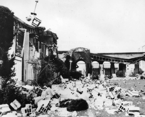 Compton Junior College, 1933 earthquake