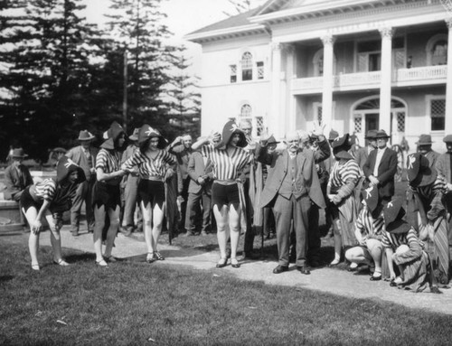 Entertaining veterans at National Soldier's Home