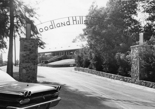 Entrance to Woodland Hills Country Club