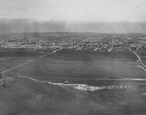 Wilshire area in 1922, aerial