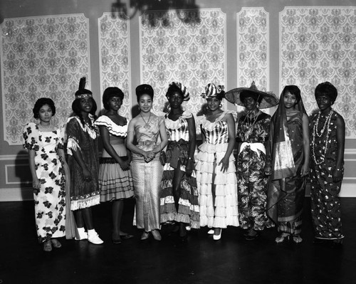 Cinderella Internationale Beauty Pageant 1964