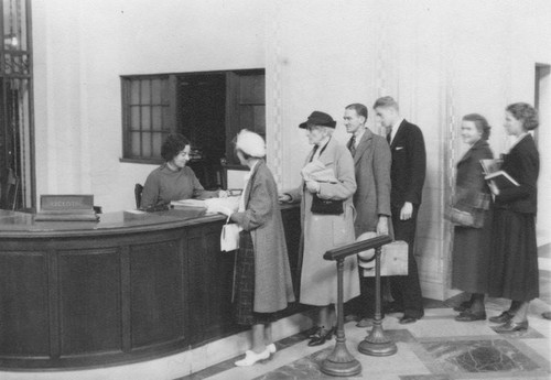 Check-in, check-out at Los Angeles Public Library