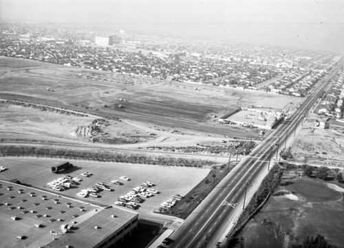 Holly Park construction site, Hawthorne, looking north