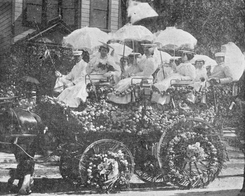 1902 Tournament of Roses Parade carriages