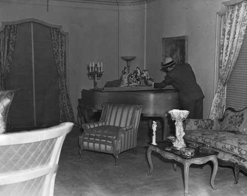 Interior of Bugsy Siegel's home