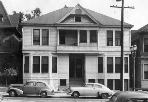 S. Olive Street residences, Bunker Hill