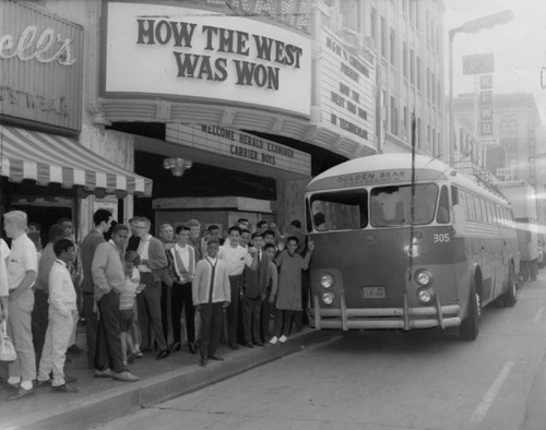 Herald-Examiner carriers line up for show