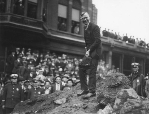 Los Angeles City Hall groundbreaking