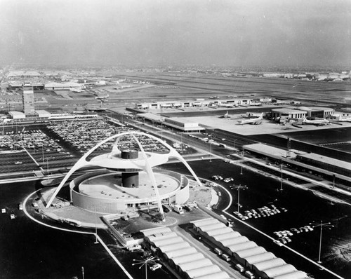 LAX theme building from the air