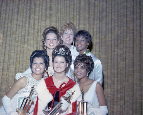 Beauty pageant winners smile for the camera