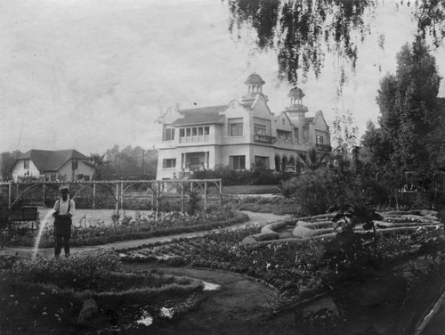 De Longpre´ Residence, Hollywood