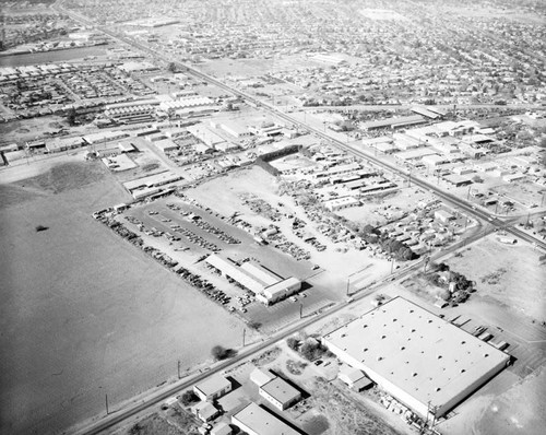 Hood Construction Co., Santa Fe Springs, looking northwest