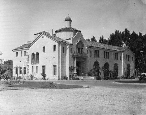 Los Angeles County Farm building