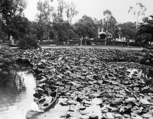 Women canoeing in Echo Park lake