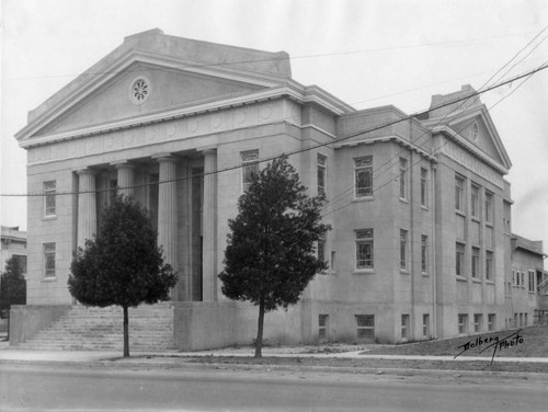 Central Christian Church, Glendale