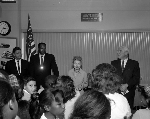 Tom Bradley visits local school library