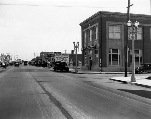 Long Beach Boulevard in Lynwood, 1925