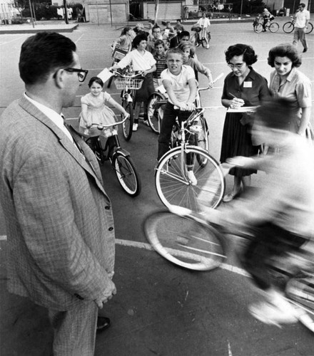 Dixie Canyon bike rodeo