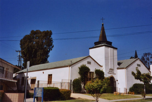 Beverly Orthodox Presbyterian Church, exterior