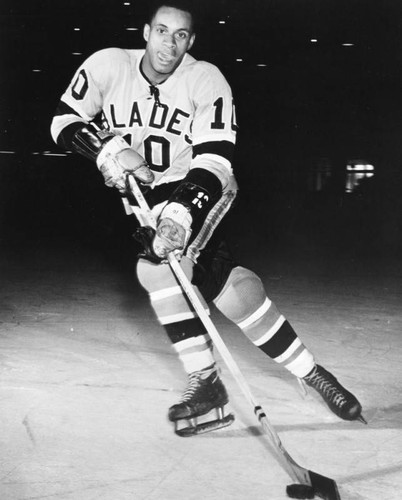 Willie O'Ree, L.A. Blades