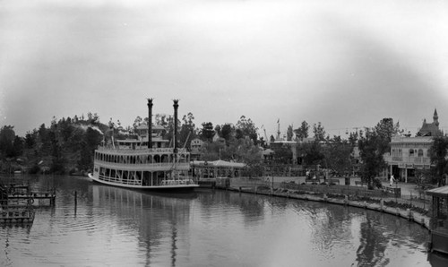 Mark Twain Riverboat, Disneyland