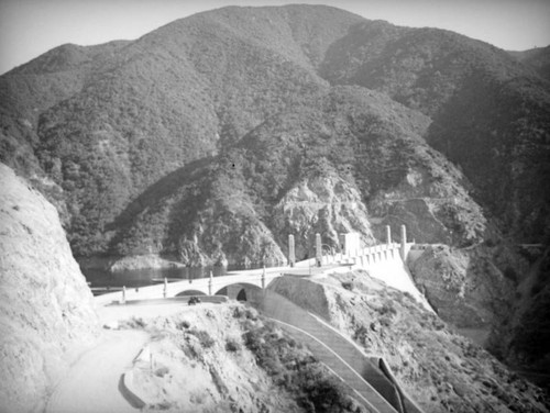 Driving over the Morris Dam and spillway