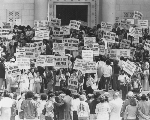 Garment workers protest