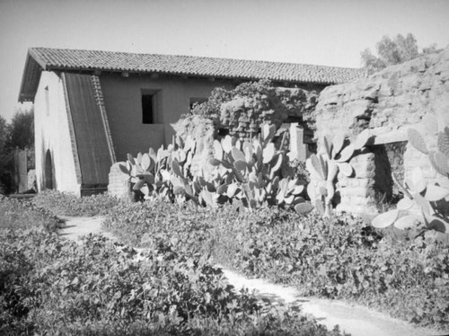 San Fernando Rey de Espan~a Mission Chapel