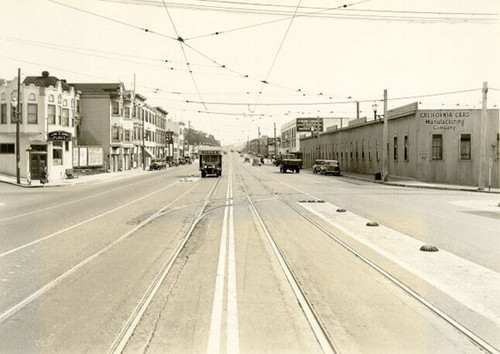 [Potrero Avenue at Mariposa Street]