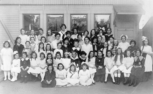 [Class photo from Jean Parker School]