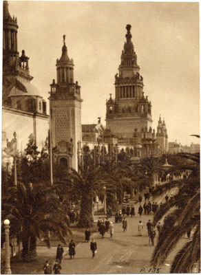 [Avenue of Palms at the Panama-Pacific International Exposition]