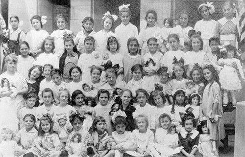 [Class photo from Jean Parker School]