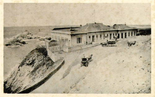 [Cliff House at Ocean Beach]