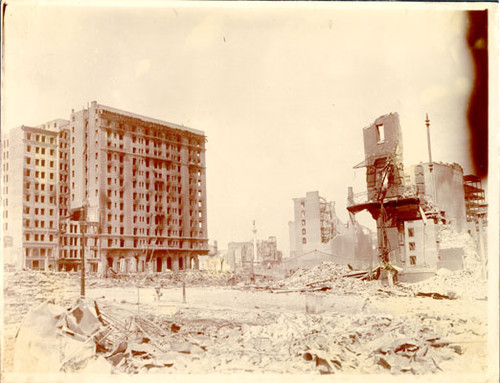 [View of the St. Francis Hotel from Mason Street, north of O'Farrell]