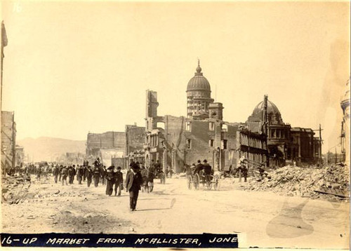 [City Hall in ruins after the 1906 earthquake and fire]