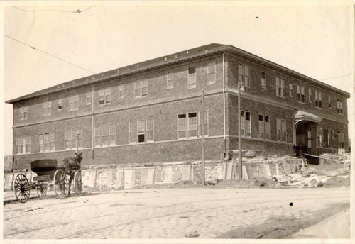 [Temporary Palace Hotel at Post and Leavenworth streets]