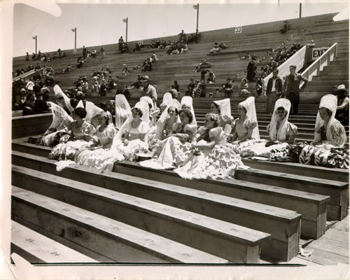 [Fiesta Queens in parade stands at Crissy Field, Presidio, for the Golden Gate Bridge Fiesta Parade]