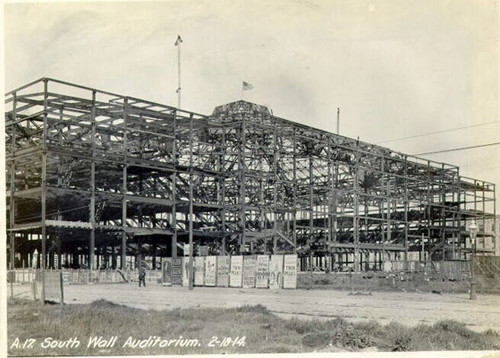 [Construction of San Francisco Civic Auditorium - south wall]