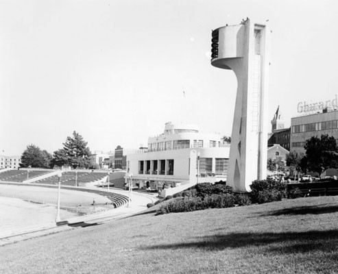 [Maritime museum plus Aquatic Park]