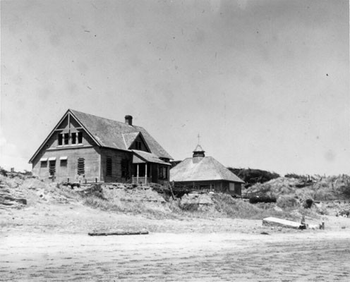 [Ocean Beach, south of Fleishhacker Pool]