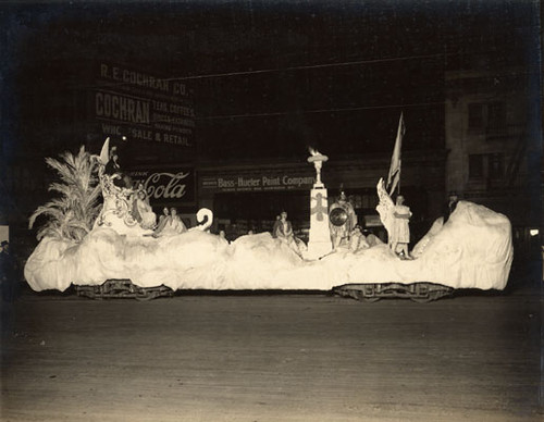 [Float with Roman theme, Parade from Portola Festival, October 19-23, 1909]